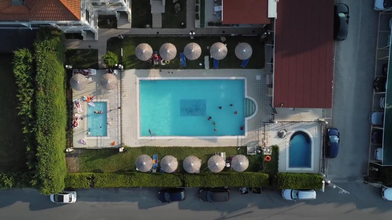 Golden Residence Family Resort Пефкохори Экстерьер фото