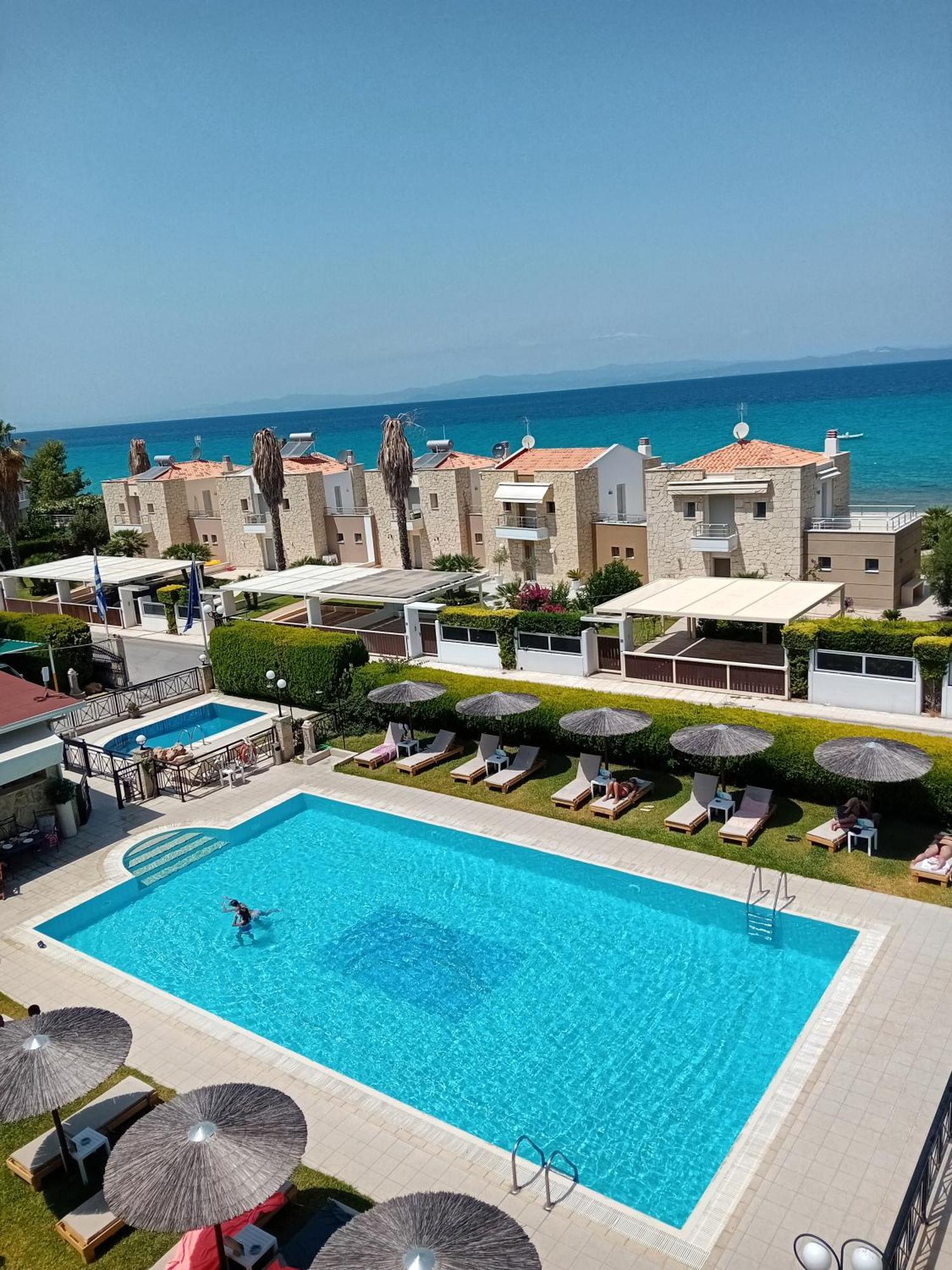 Golden Residence Family Resort Пефкохори Экстерьер фото